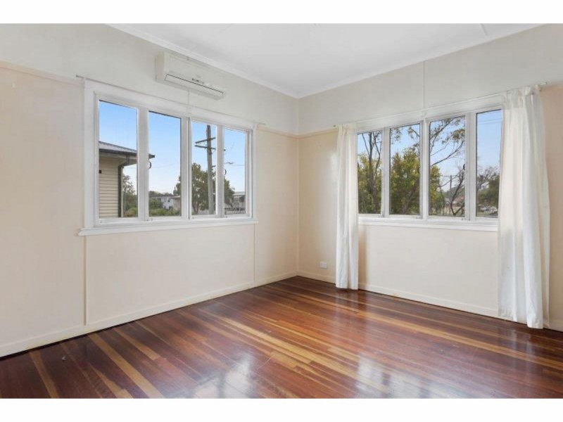 202 High Street, Berserker QLD 4701